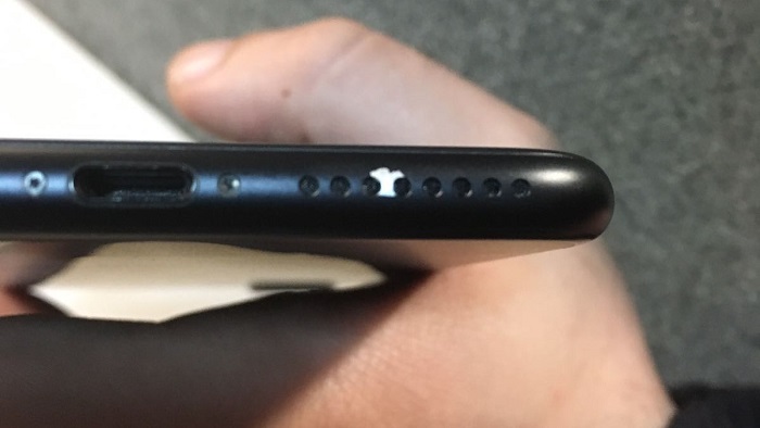 Is your matte black iPhone starting to look ugly?