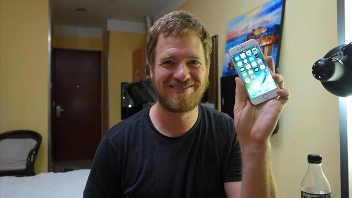 Tech-geek shows it's possible to make your own smartphone