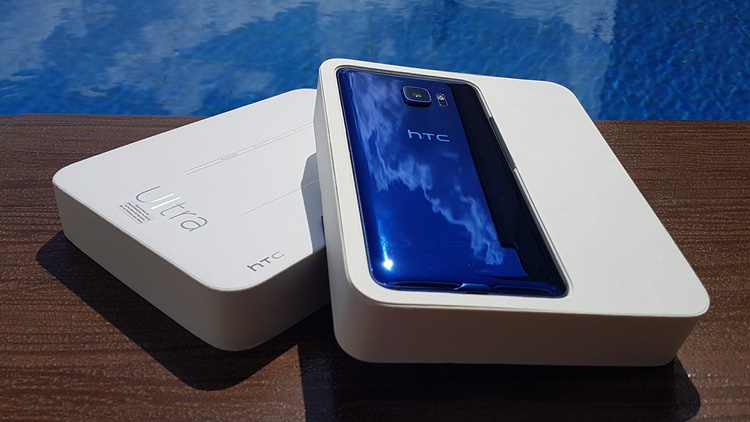 Battle of the Sapphires - HTC U Ultra - Is it REALLY Sapphire? 