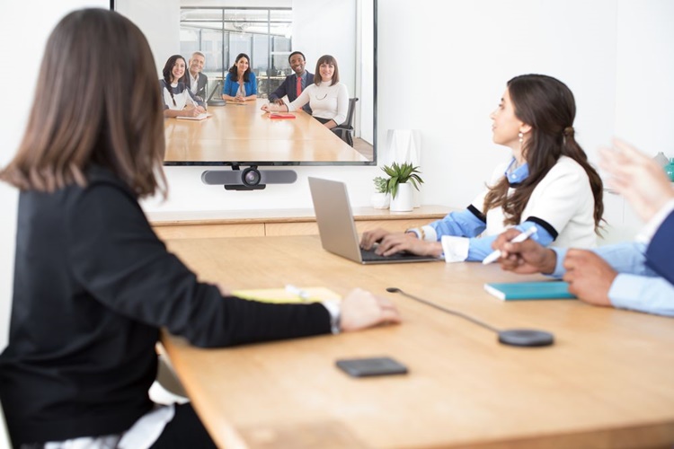 Logitech introduces a premier conference camera device called MeetUp for RM4799