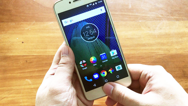 Motorola Moto G5 Plus unboxing and hands-on video
