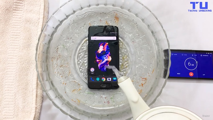 OnePlus CEO explained why they didn't showcase OnePlus 5's water resistant feature