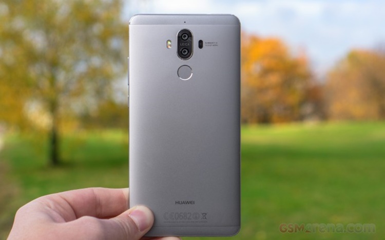 Huawei CEO announces no more low-end phones, reveals Mate 10 Full-Screen Display