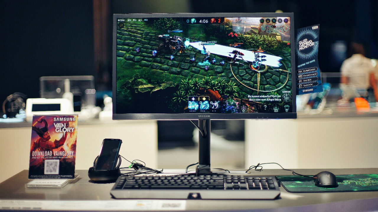 New Samsung DeX 2.8 update will enable players to play Vainglory with mouse and keyboard