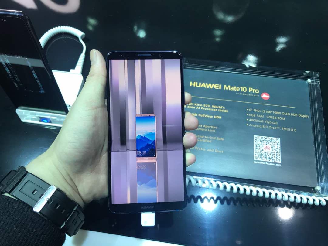 Huawei Mate 10, Mate 10 Pro and Mate 10 Porsche Design hands-on pictures