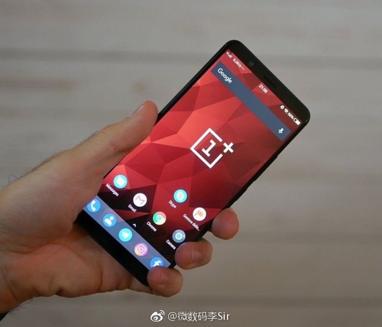 OnePlus 5T leaks hands-on photos on Weibo, CEO Carl Pei posts teaser on Twitter