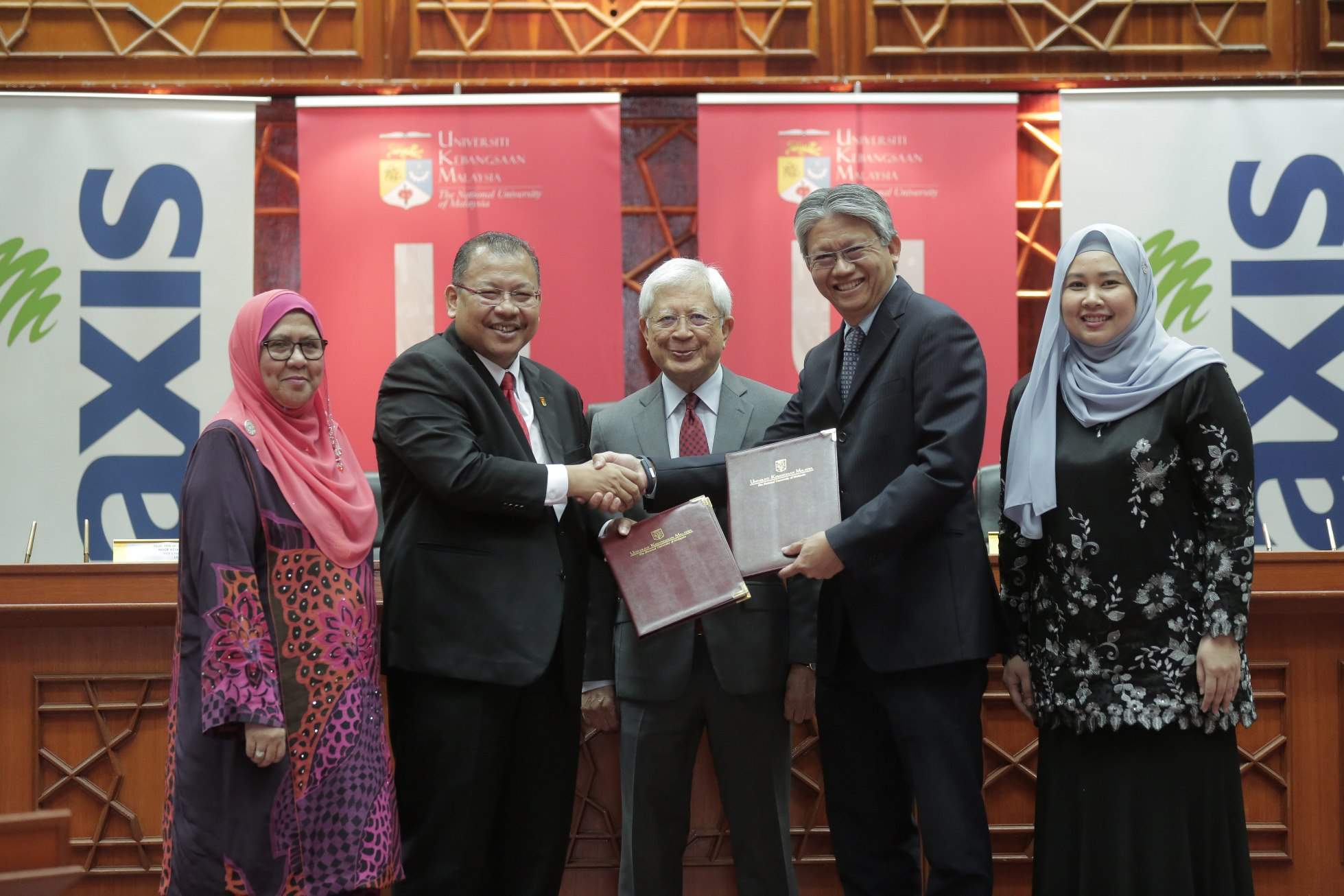 New collaboration Maxis and UKM gives their campuses free WiFi access