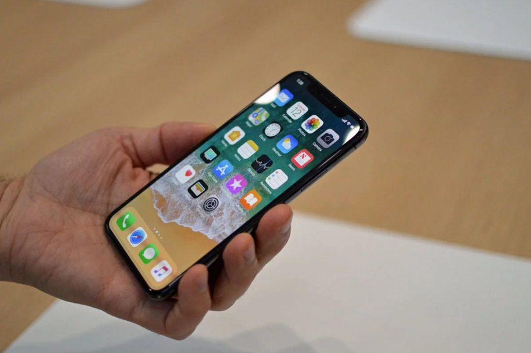Apple could release three iPhone variants this year, with one up to 6.5-inch