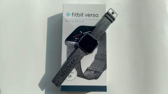 Fitbit Versa review - Water resistant up to 50 meters and lightweight smartwatch for less than RM1000