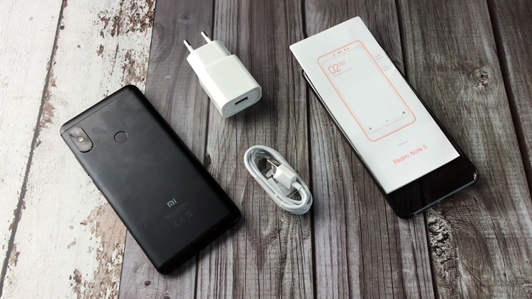 Xiaomi Redmi Note 5 unboxing and hands-on video