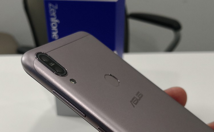ASUS ZenFone Max Pro M1 ZB602KL unboxing and hands-on