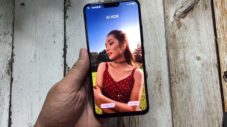 vivo X21 unboxing and hands-on video