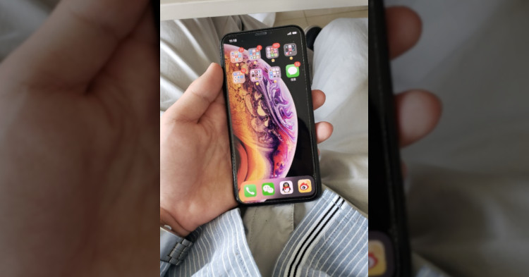 Hands-on images of the iPhone Xs leaked