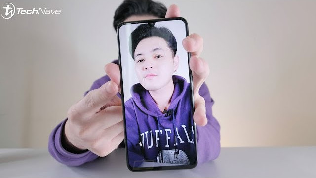 Vivo V11 unboxing and first impressions video