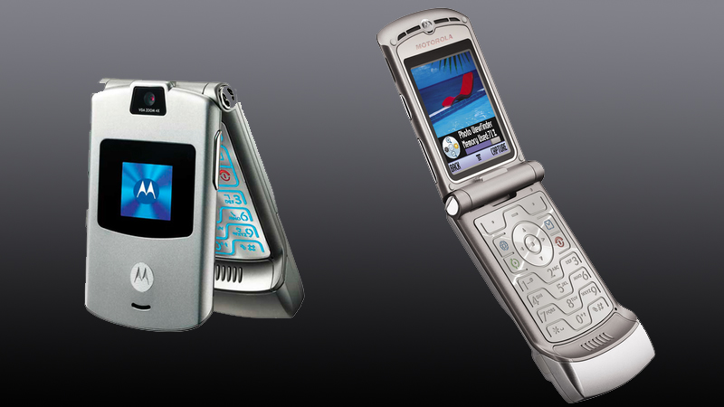 Our childhood smartphone, the Motorola RAZR may be returning as a USD$1500 (~RM6162) foldable smartphone