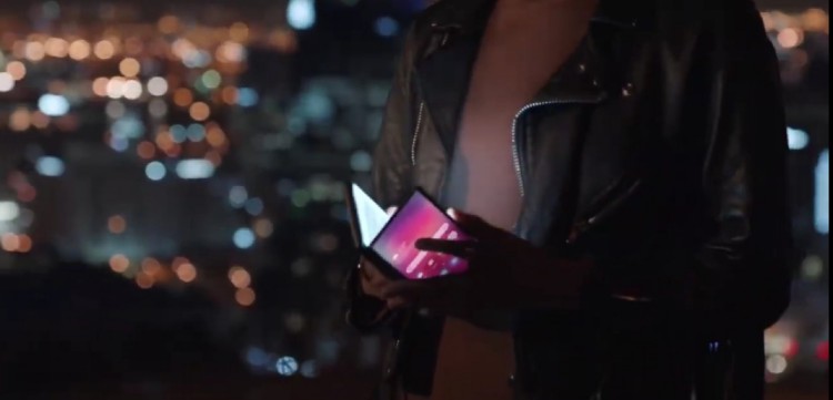Is that Samsung's new foldable device (Galaxy F) in a leaked official video (Update: Now its official)?