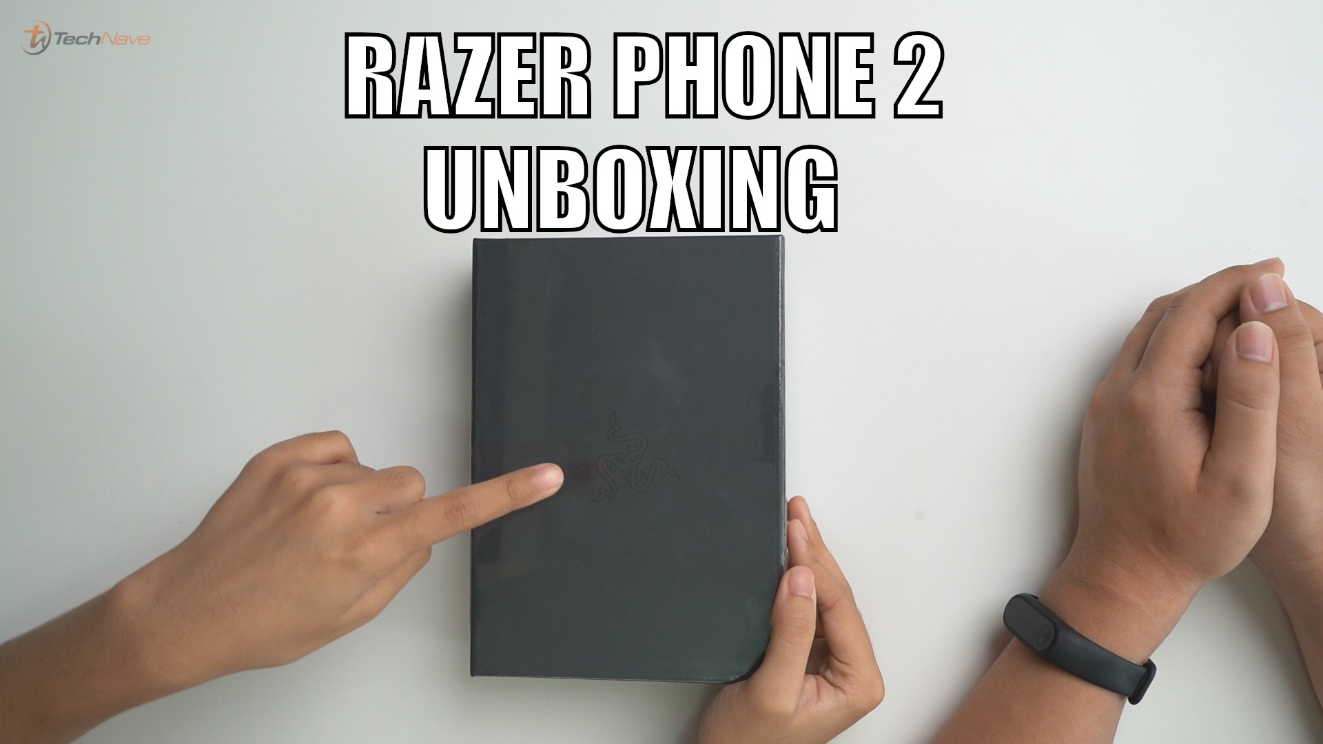 Check out the unboxing of the 120hz display Razer Phone 2