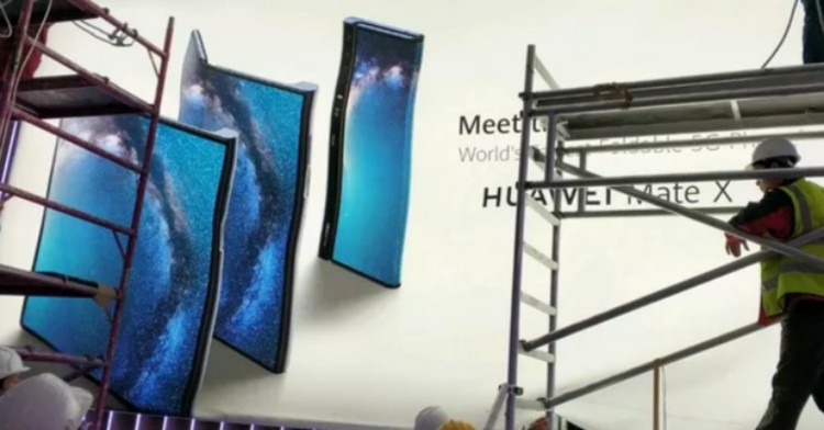 Foldable display Huawei Mate X appears ahead of schedule on billboard, coming to Paris with P30 series?