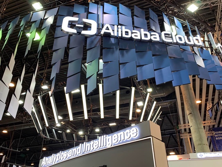 Alibaba Cloud launched products and solutions during MWC to help business to be more intelligent.jpg
