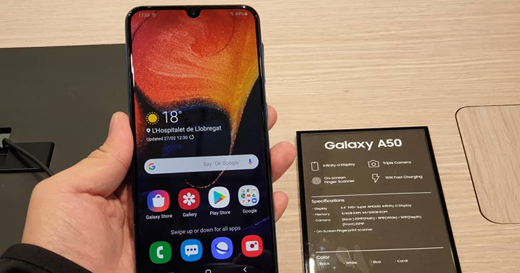 Samsung Galaxy A50 update now out improving fingerprint reader and camera