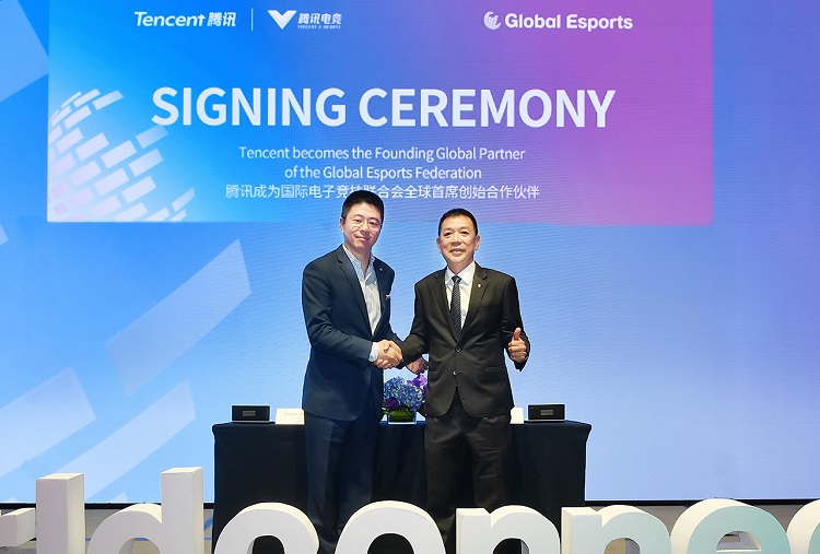 (From Left) Edward Cheng, Vice President of Tencent and Chris Chan, President of Global Esport Federation (GEF) during the signing ceremony of Tencent as the Founding Partner of GEF..jpg
