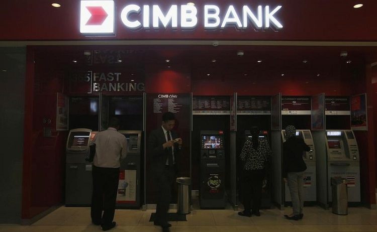 malaysia_cimb_bank_atm_18112013.jpg