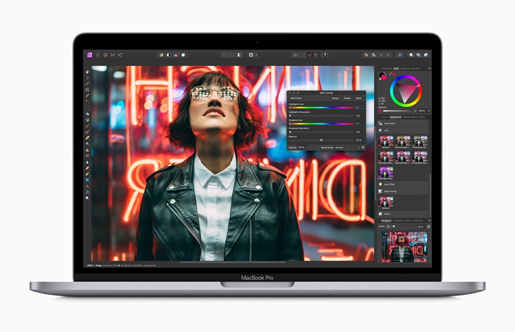 Apple_macbook_pro-13-inch-with-affinity-photo_screen_05042020.jpg
