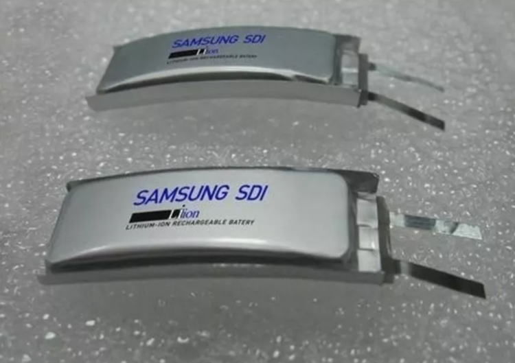 Samsung foldable battery 1.png