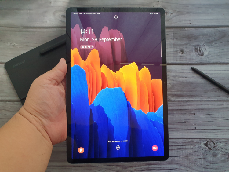 samsung galaxy tab s7 plus jarir