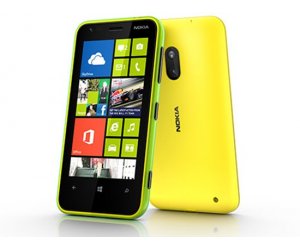 Nokia_Lumia_620_02.jpg