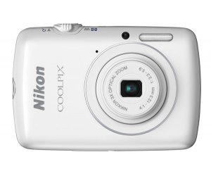 nikon-coolpix-s01-tiny-camera-front.jpg