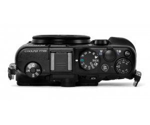 nikon-coolpix-p7100-digital-camera-review-top-controls-800x600.jpg