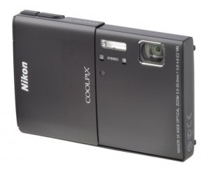 197950-digitalcameras-nikon-coolpixs100.jpg