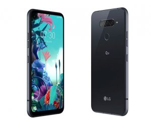 LG-Q70-1.jpg