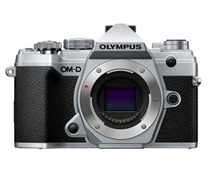 Olympus-OM-D-E-M5-III-3.jpg
